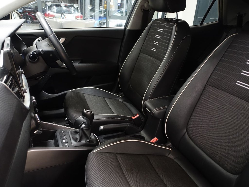 Used Kia Stonic 2023 for sale - 77027110: Photo 17