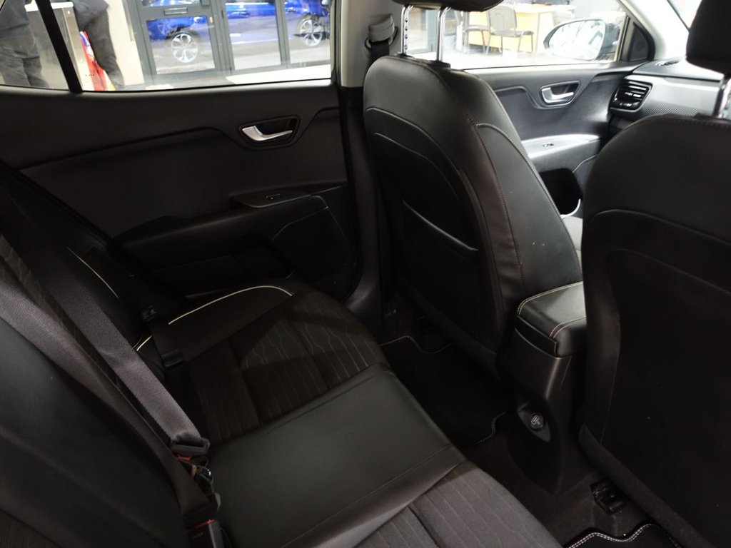 Used Kia Stonic 2023 for sale - 77027110: Photo 21