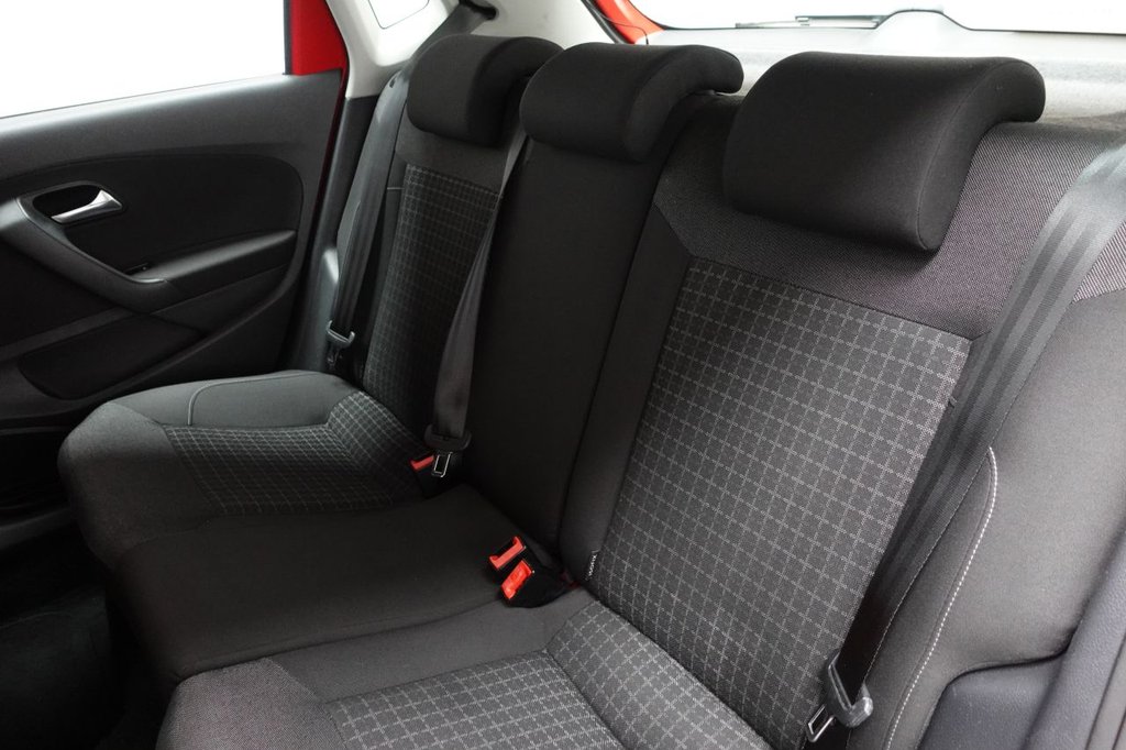 Used Volkswagen Polo 2015 for sale - 77370109: Photo 17