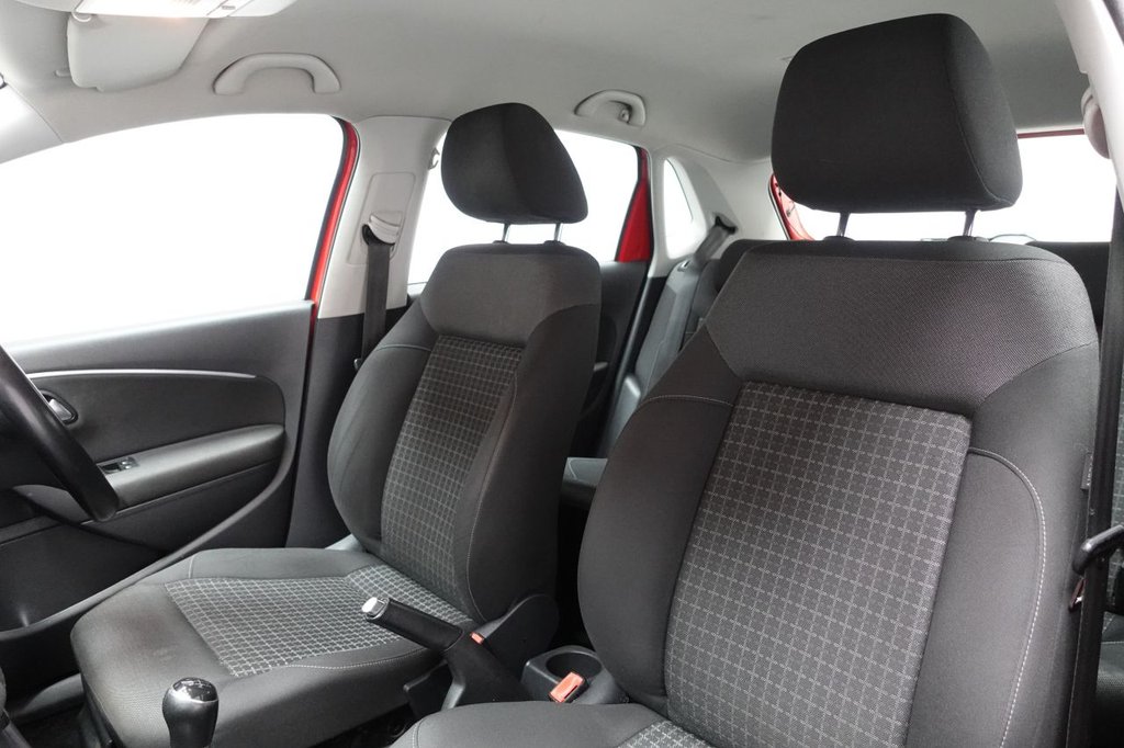 Used Volkswagen Polo 2015 for sale - 77370109: Photo 18