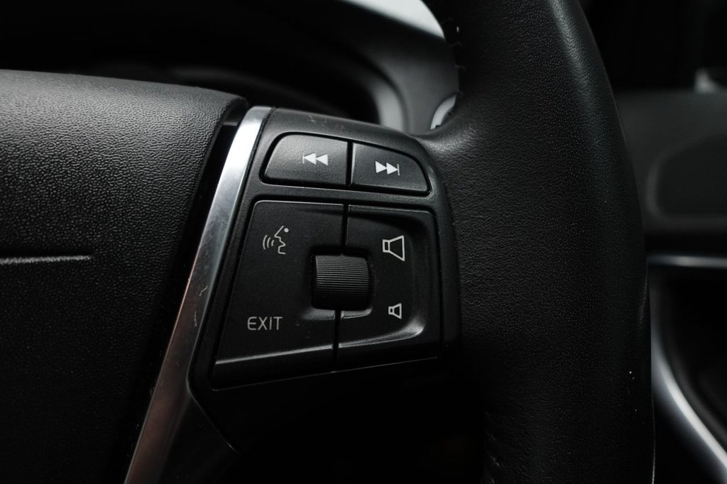 Used Volvo V40 2018 for sale - 76010397: Photo 24