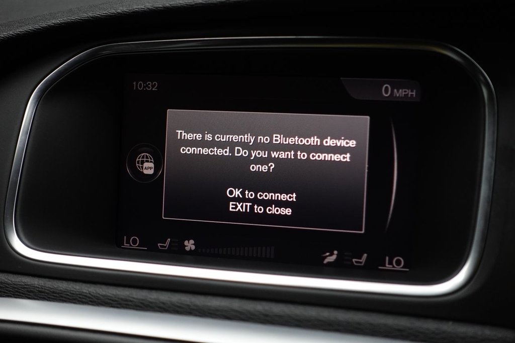 Used Volvo V40 2018 for sale - 76010397: Photo 30