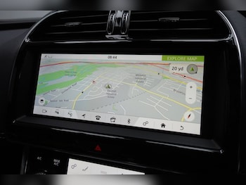 Used Jaguar XE 2020 for sale - 79584913: Photo