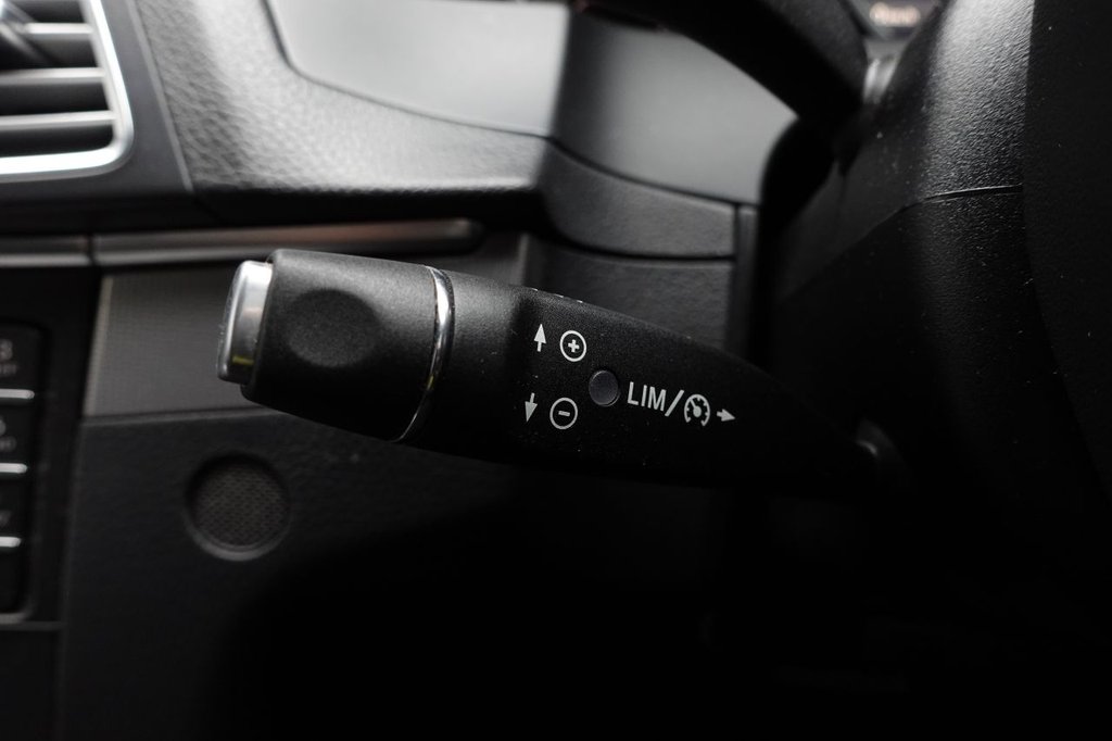 Used Mercedes-Benz E Class 2015 for sale - 77218561: Photo 42