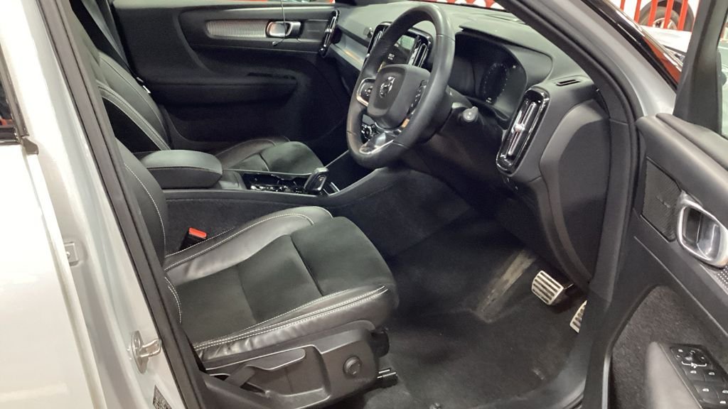 Used Volvo XC40 2022 for sale - 77719850: Photo 3