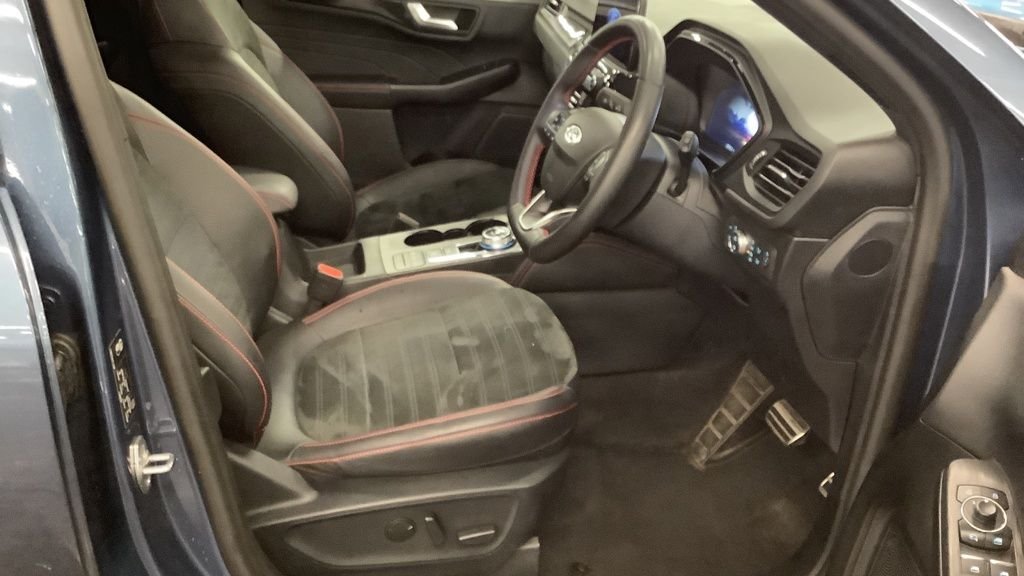 Used Ford Kuga 2023 for sale - 77065109: Photo 2