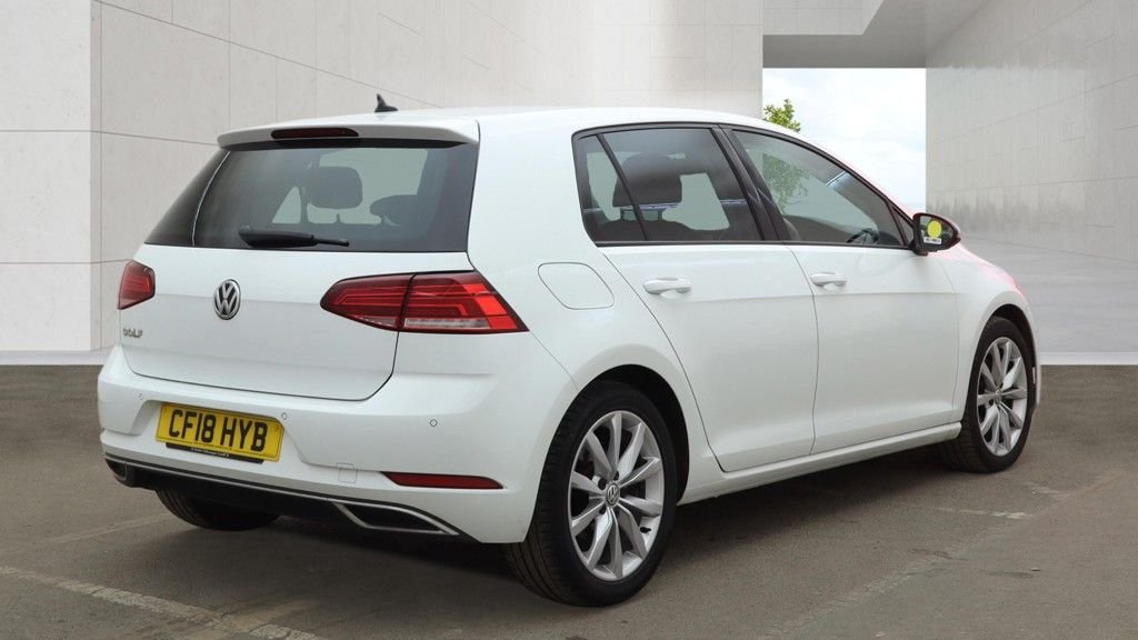 Used Volkswagen Golf 2018 for sale - 78110677: Photo 5