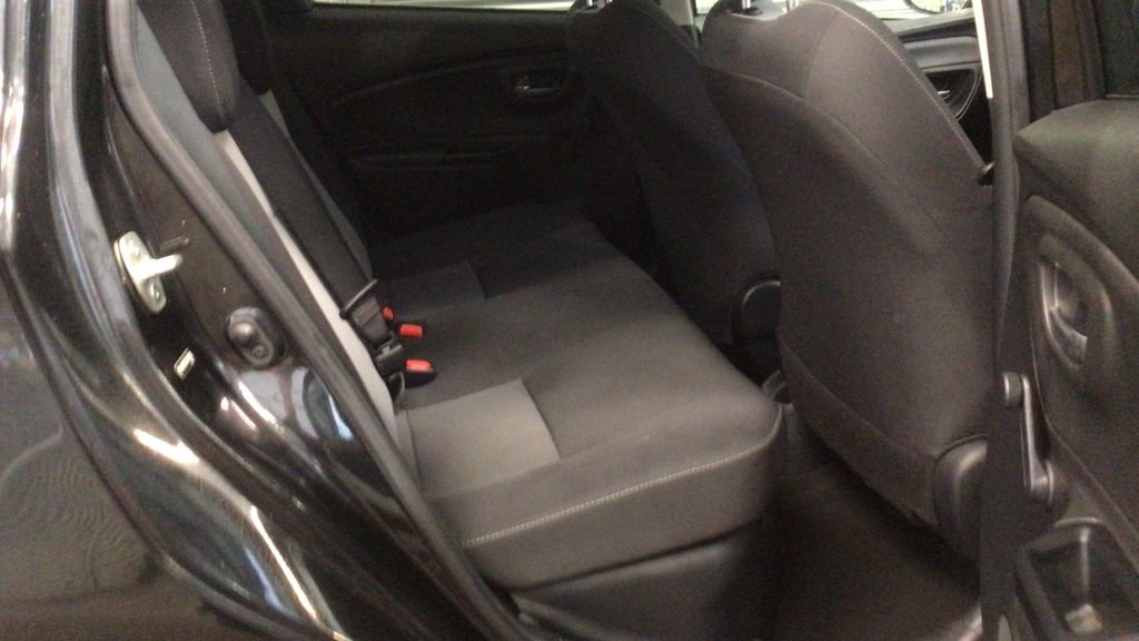 Used Toyota Yaris 2019 for sale - 76725090: Photo 12