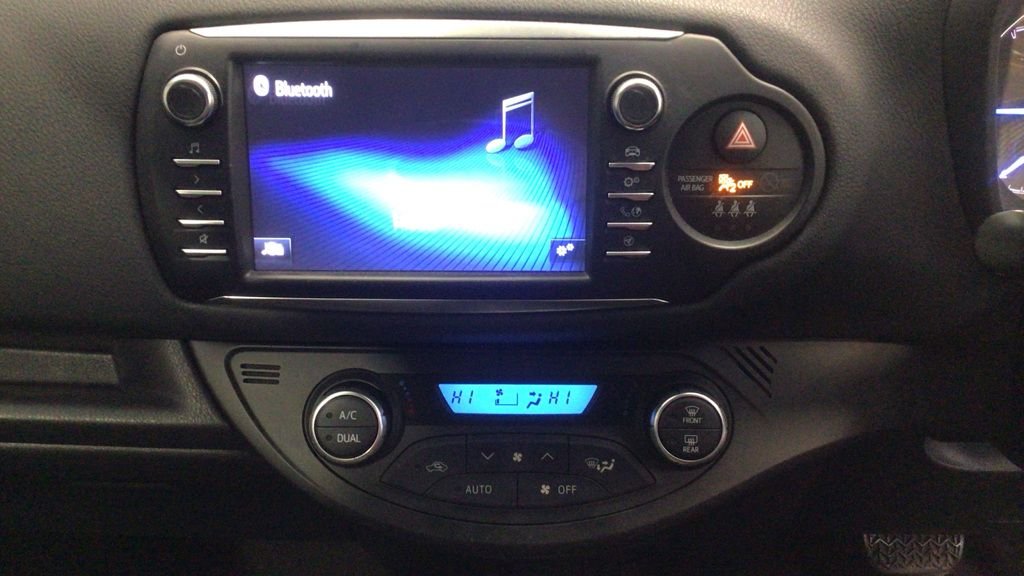 Used Toyota Yaris 2019 for sale - 76725090: Photo 3