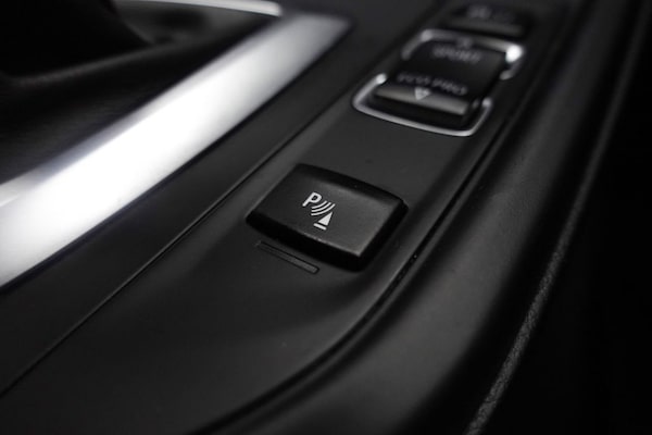 Used BMW 3 Series 2018 for sale - 76081198: Photo 46