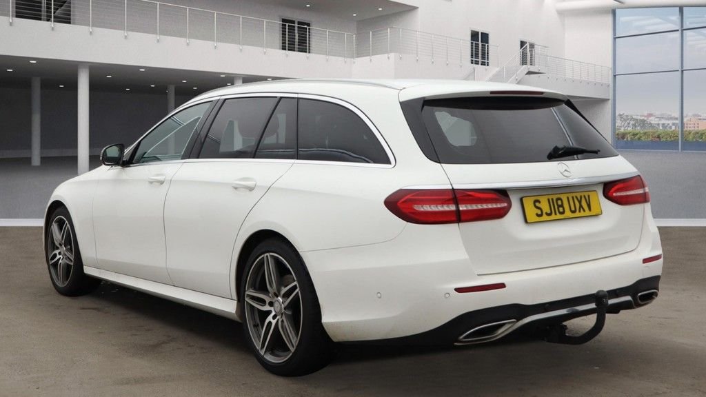 Used Mercedes-Benz E Class 2018 for sale - 76396083: Photo 6