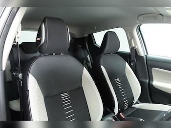 Used Nissan Micra 2017 for sale - 79584326: Photo