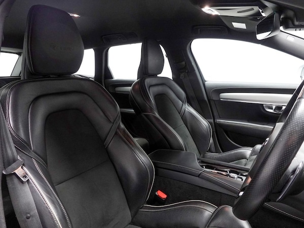 Used Volvo V90 2019 for sale - 74773577: Photo 2