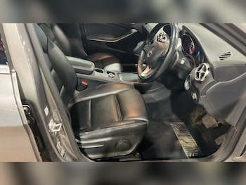 Used Mercedes-Benz GLA 2019 for sale - 77122283: Photo