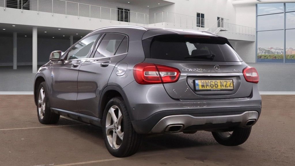 Used Mercedes-Benz GLA 2019 for sale - 77122283: Photo 7