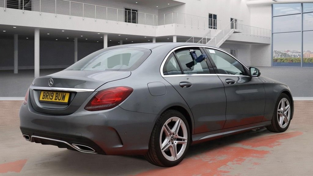 Used Mercedes-Benz C Class 2019 for sale - 77122305: Photo 8