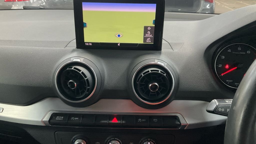 Used Audi Q2 2017 for sale - 76430270: Photo 3