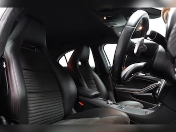 Used Mercedes-Benz A-Class 2018 for sale - 76009605: Photo 2