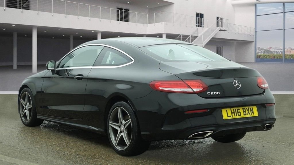 Used Mercedes-Benz C Class 2016 for sale - 77936914: Photo 3