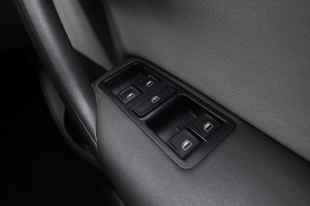 Used Volkswagen Polo 2017 for sale - 76172929: Photo 42