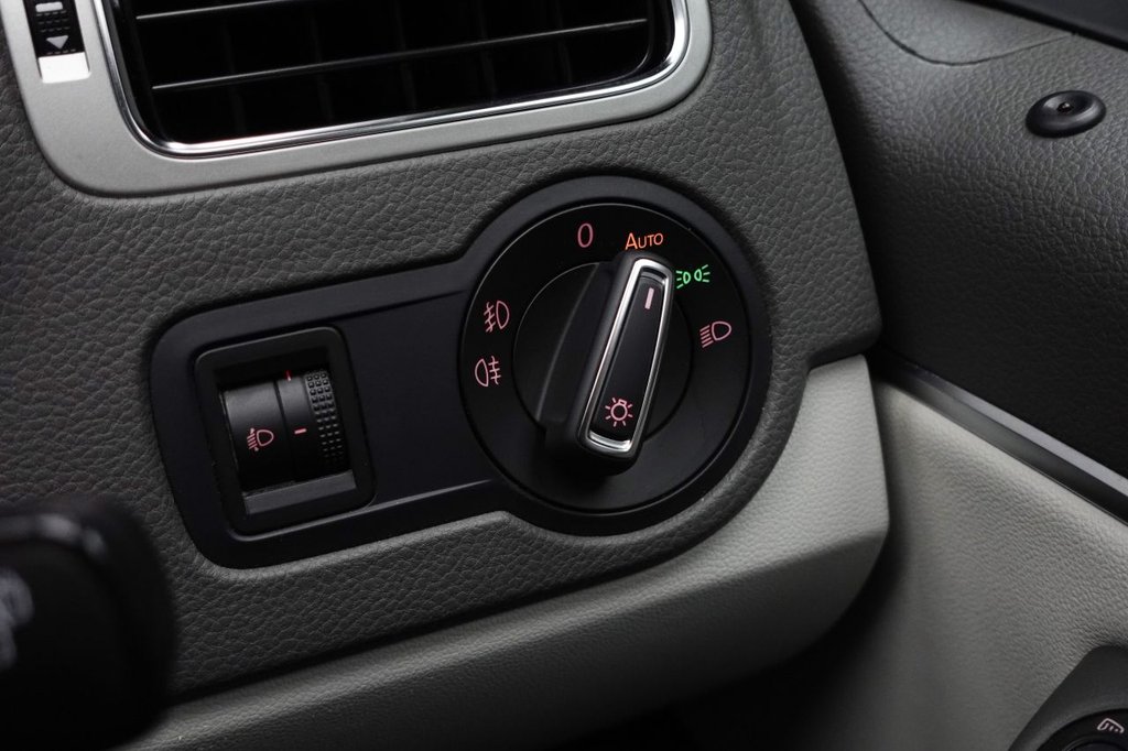 Used Volkswagen Polo 2017 for sale - 76172929: Photo 44