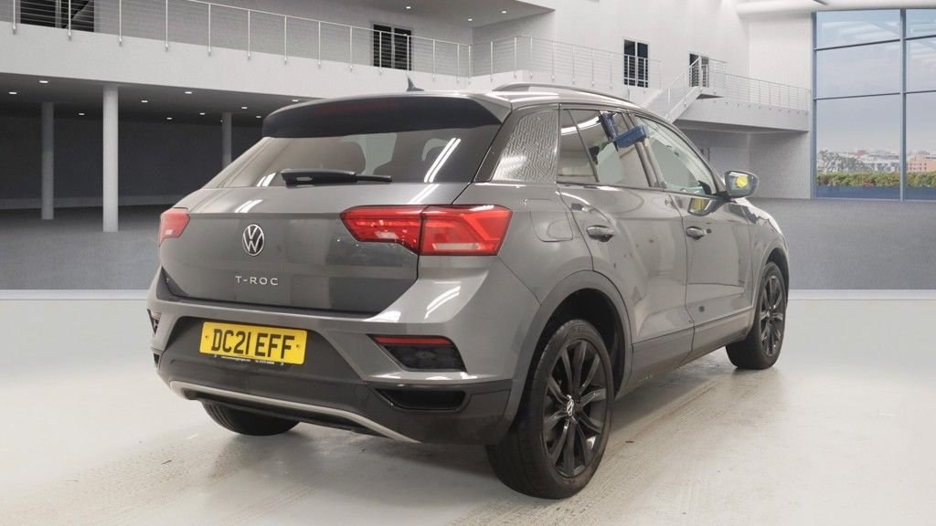Used Volkswagen T-Roc 2021 for sale - 77369887: Photo 4