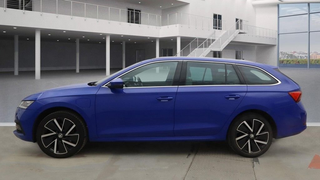 Used Skoda Octavia 2021 for sale - 77110771: Photo 11