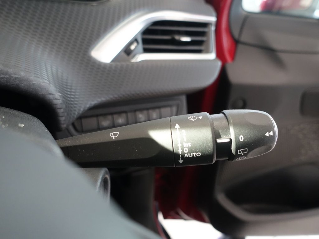 Used Peugeot 2008 2016 for sale - 77026817: Photo 32