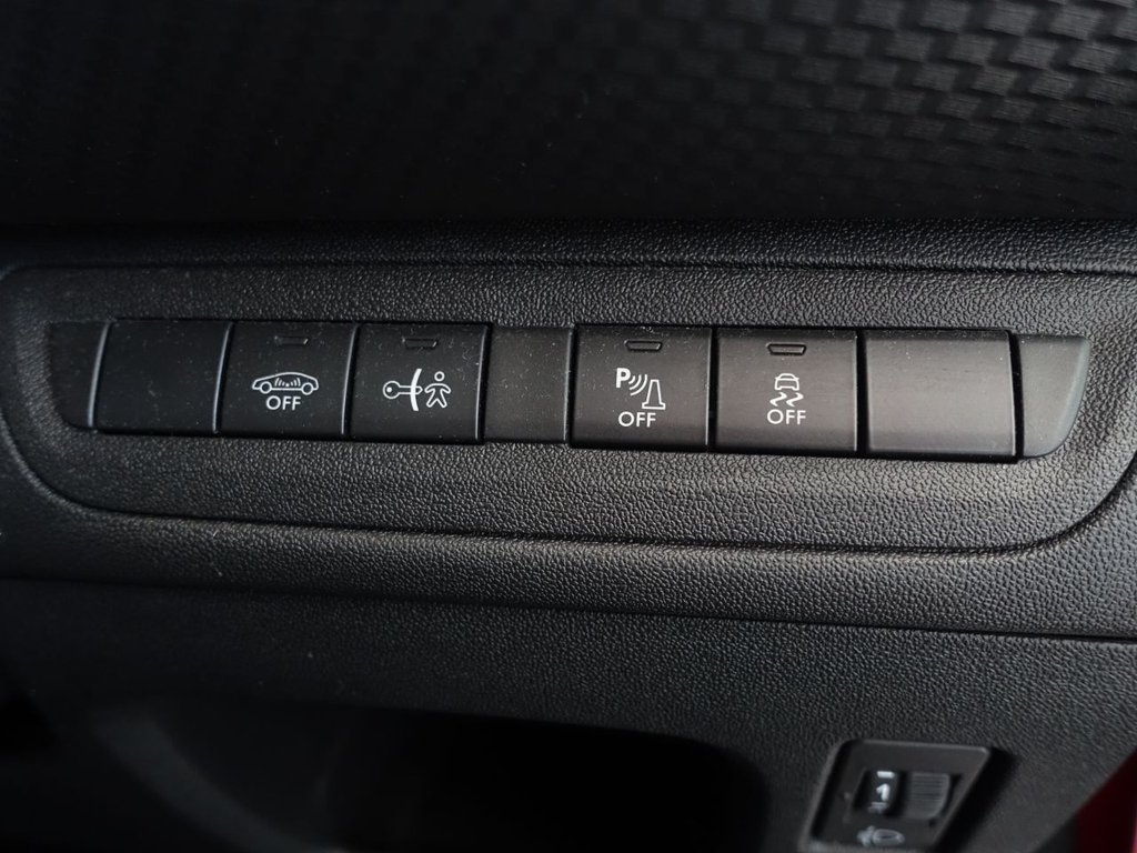 Used Peugeot 2008 2016 for sale - 77026817: Photo 38