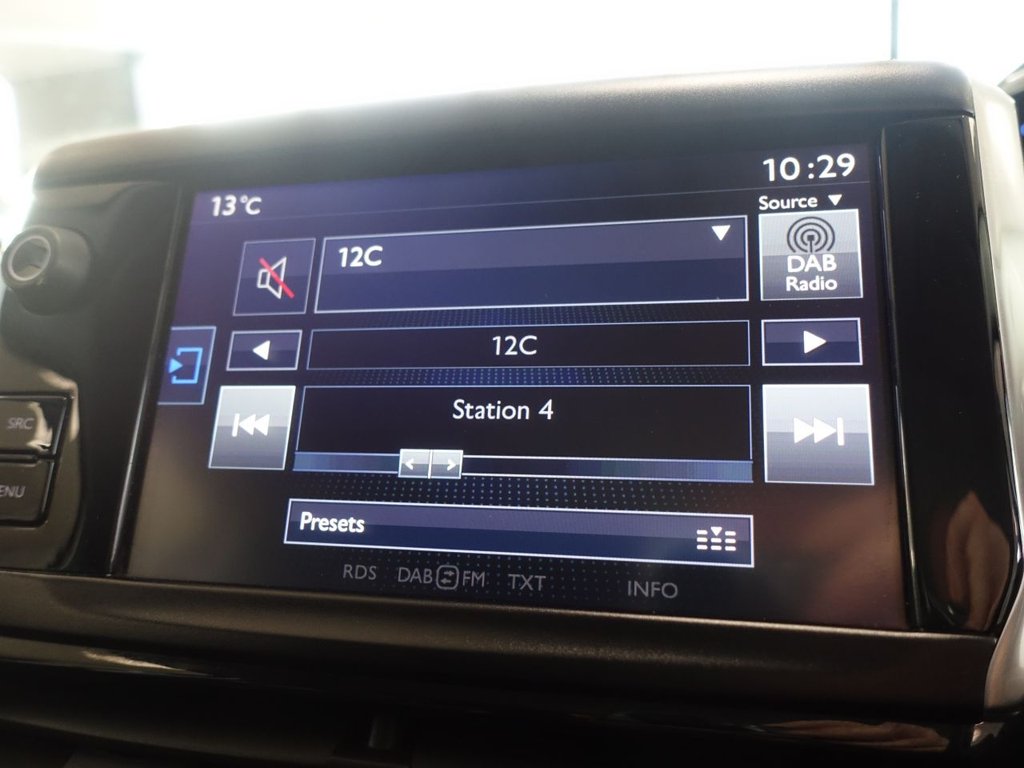 Used Peugeot 2008 2016 for sale - 77026817: Photo 41