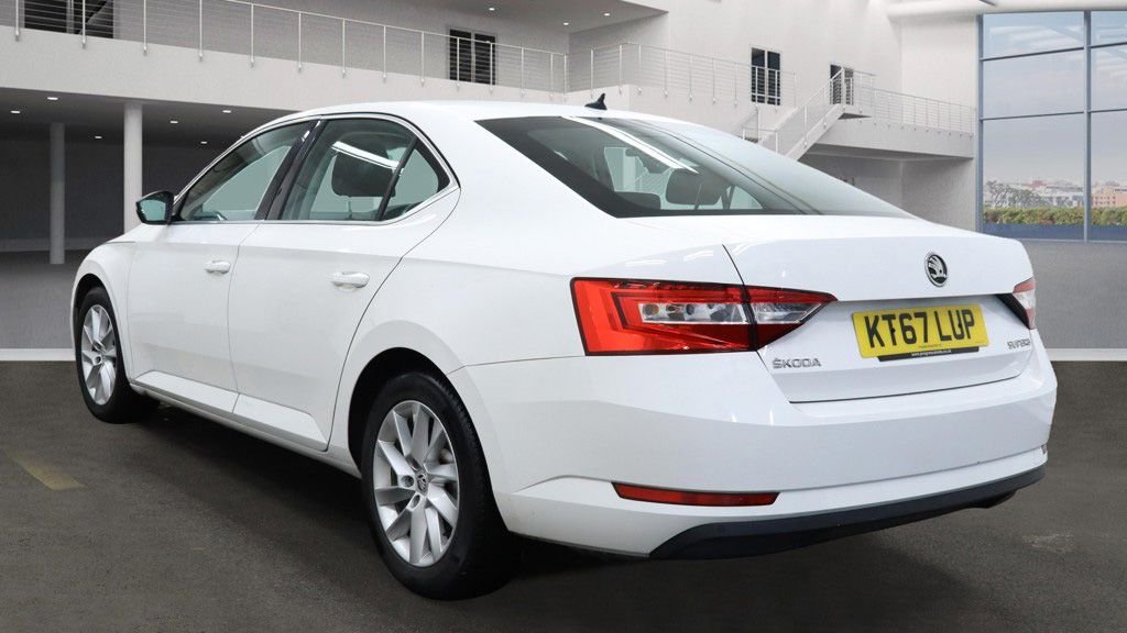 Used Skoda Superb 2018 for sale - 76848136: Photo 6