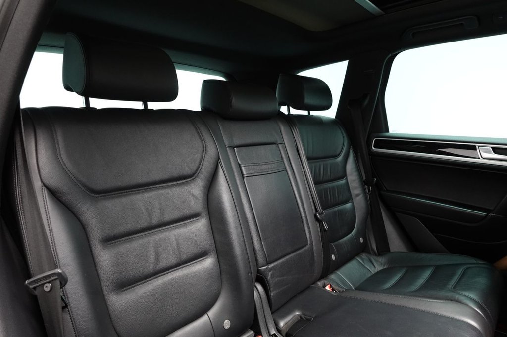 Used Volkswagen Touareg 2017 for sale - 77250151: Photo 20