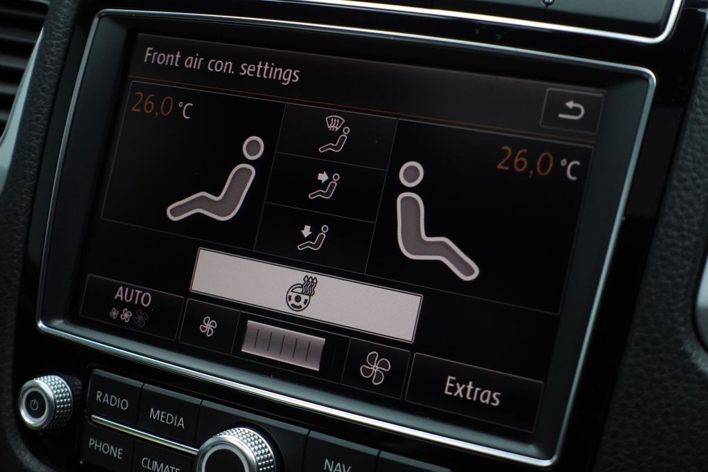 Used Volkswagen Touareg 2017 for sale - 77250151: Photo 29