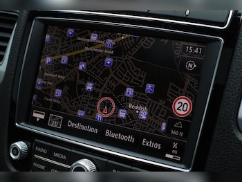 Used Volkswagen Touareg 2017 for sale - 77250151: Photo