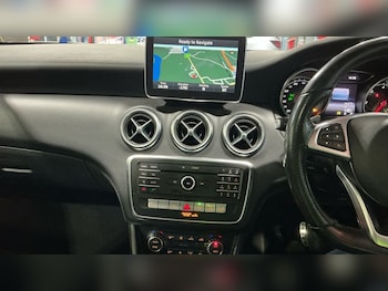 Used Mercedes-Benz A-Class 2016 for sale - 76210859: Photo 3