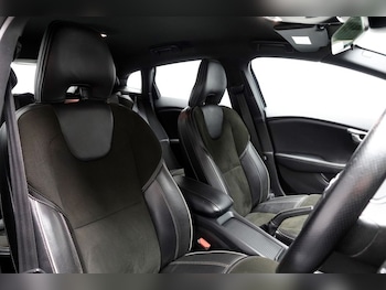 Used Volvo V40 2015 for sale - 75527590: Photo