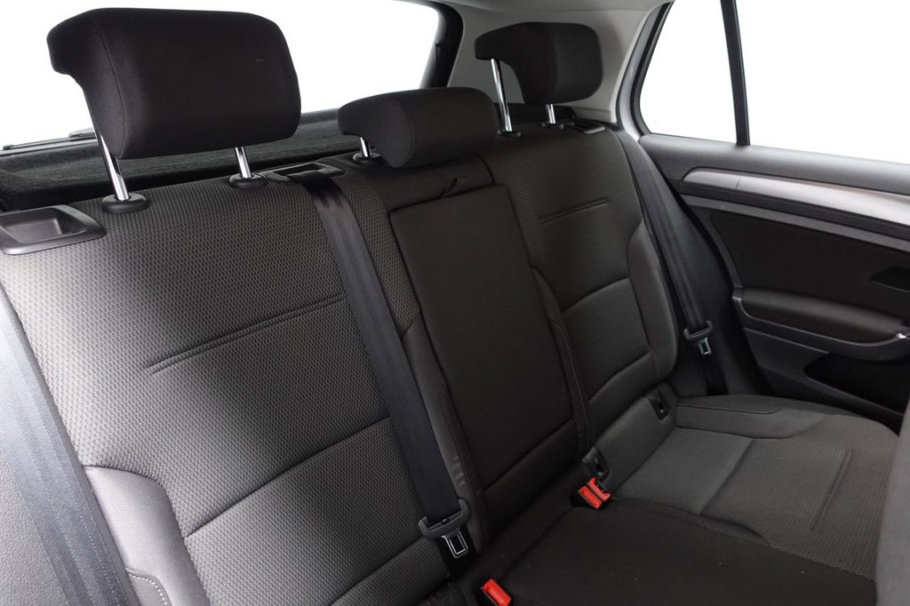 Used Volkswagen Golf 2018 for sale - 77249791: Photo 15