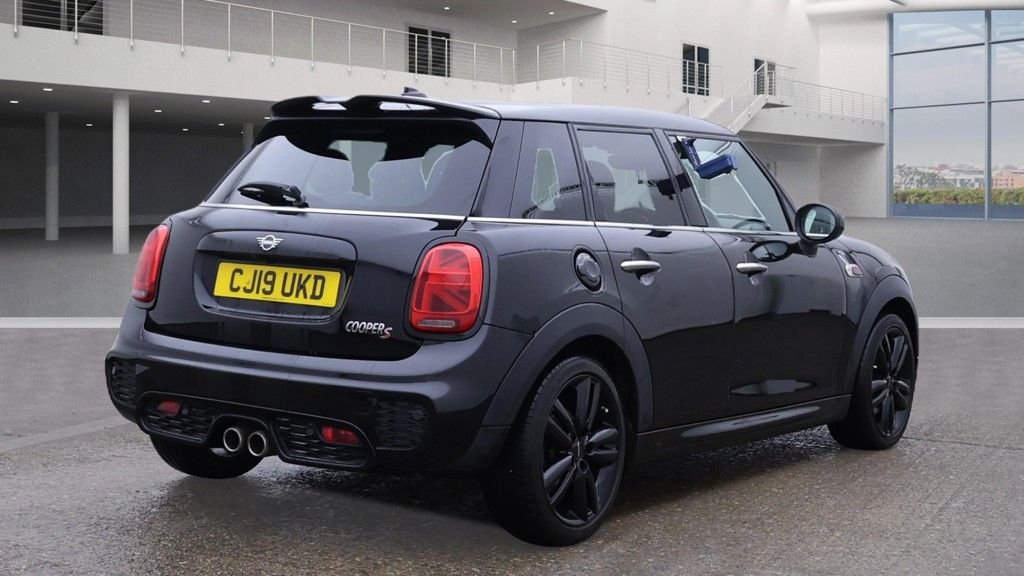 Used MINI Hatch 2019 for sale - 76509892: Photo 8