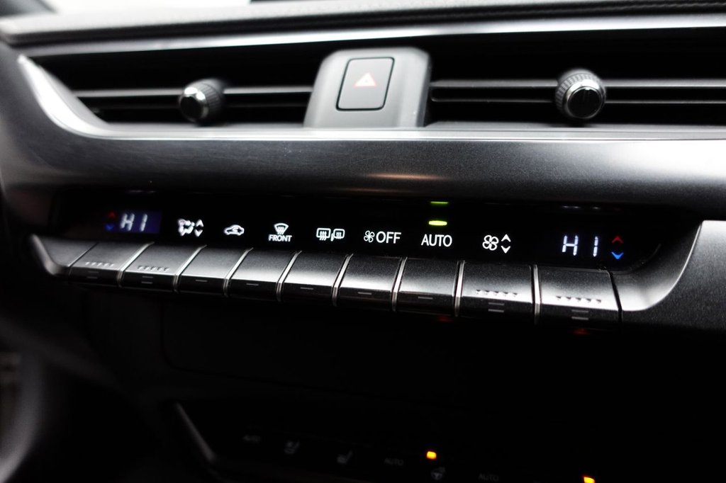 Used Lexus UX 2021 for sale - 76910475: Photo 36