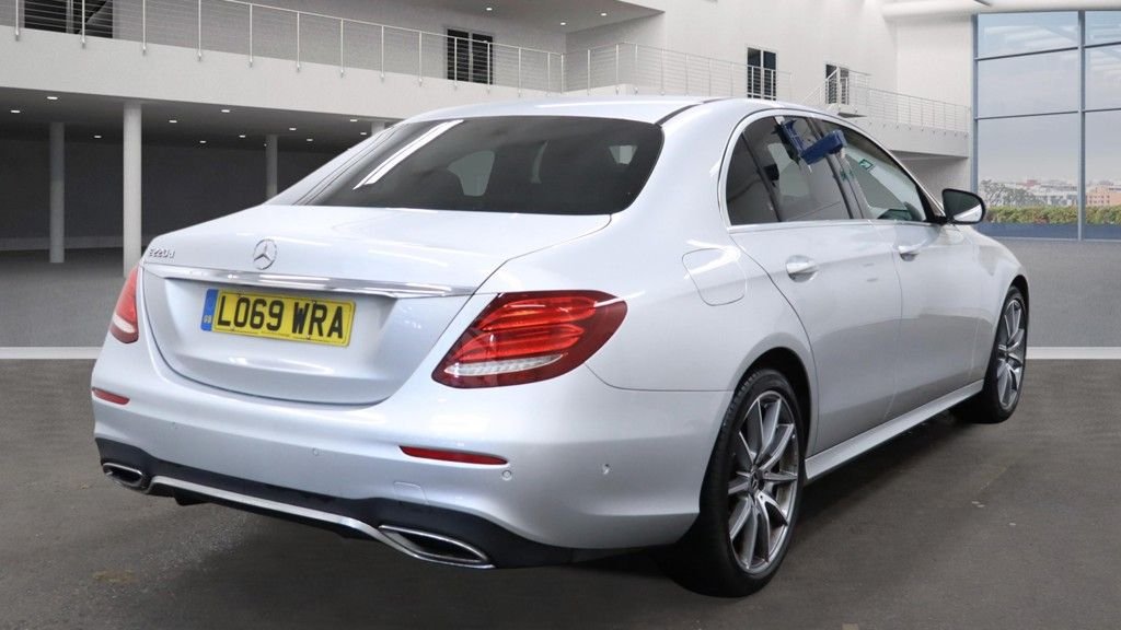 Used Mercedes-Benz E Class 2019 for sale - 77534532: Photo 7