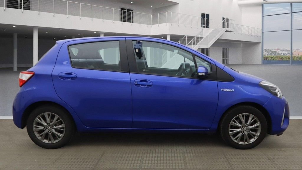 Used Toyota Yaris 2017 for sale - 77007151: Photo 9
