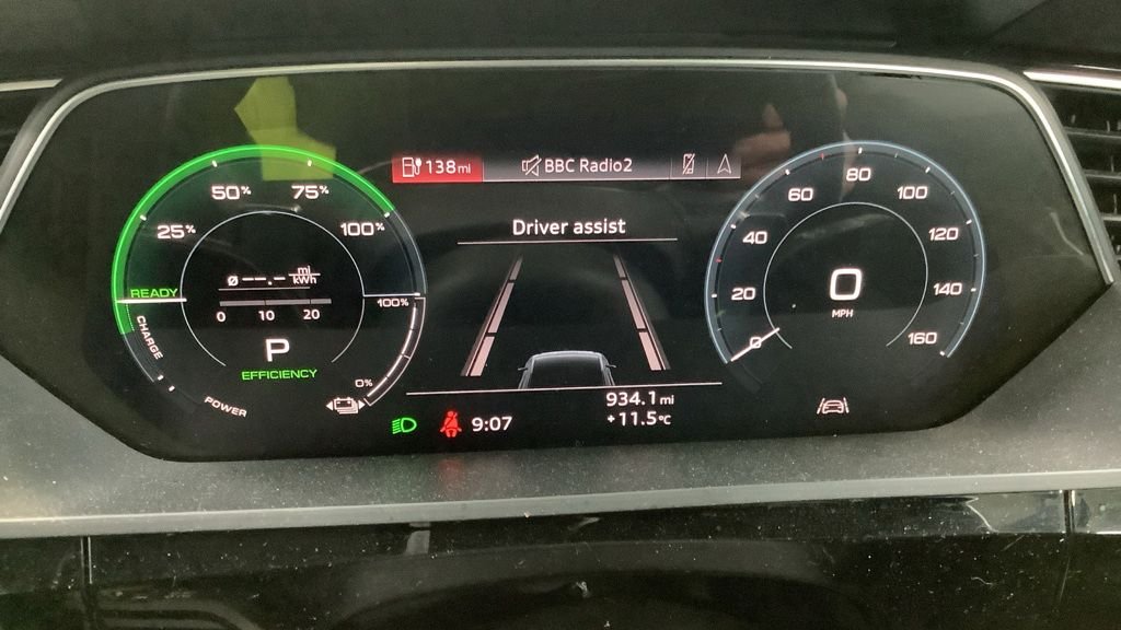 Used Audi e-tron 2022 for sale - 77835879: Photo 4