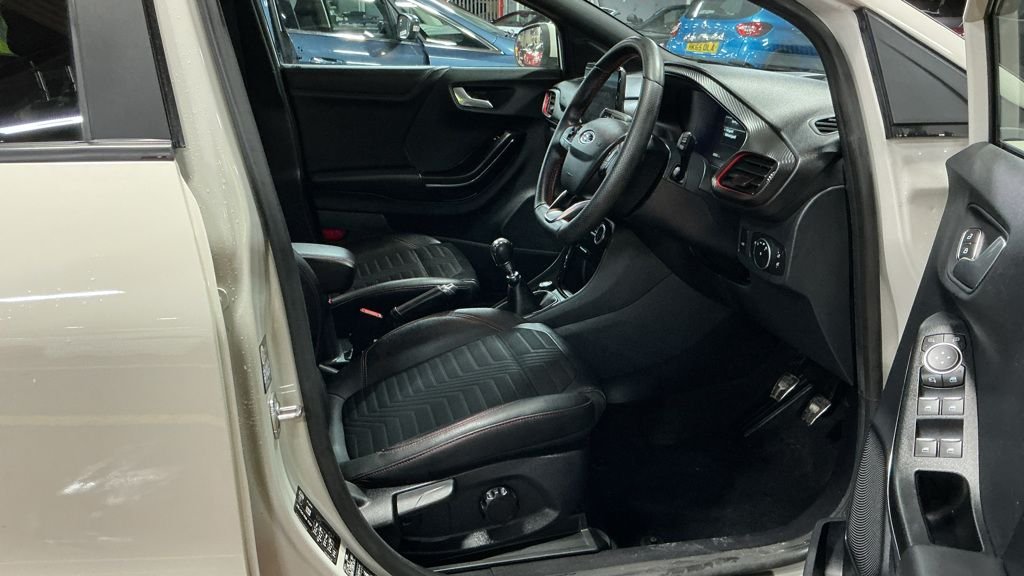 Used Ford Puma 2020 for sale - 76973733: Photo 2