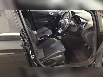 Used Ford Fiesta 2017 for sale - 77072680: Photo