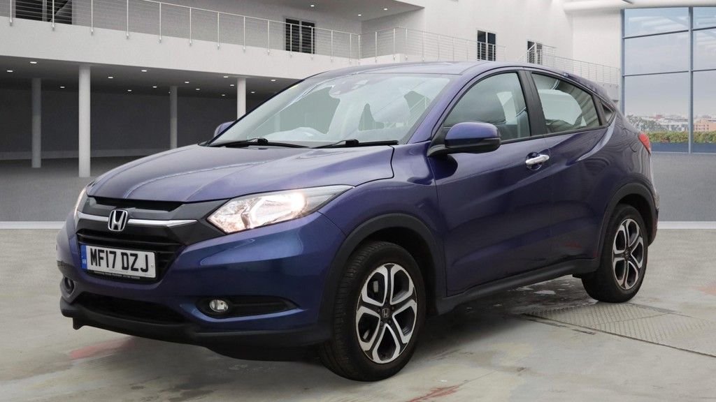 Used Honda HR-V 2017 for sale - 77507931: Photo 2