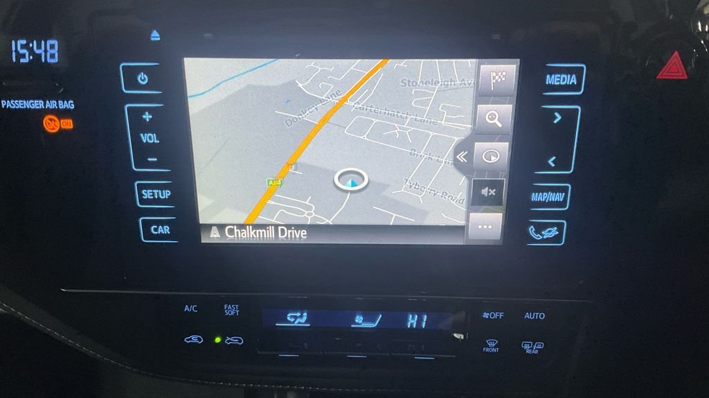 Used Toyota Auris 2018 for sale - 77227413: Photo 2