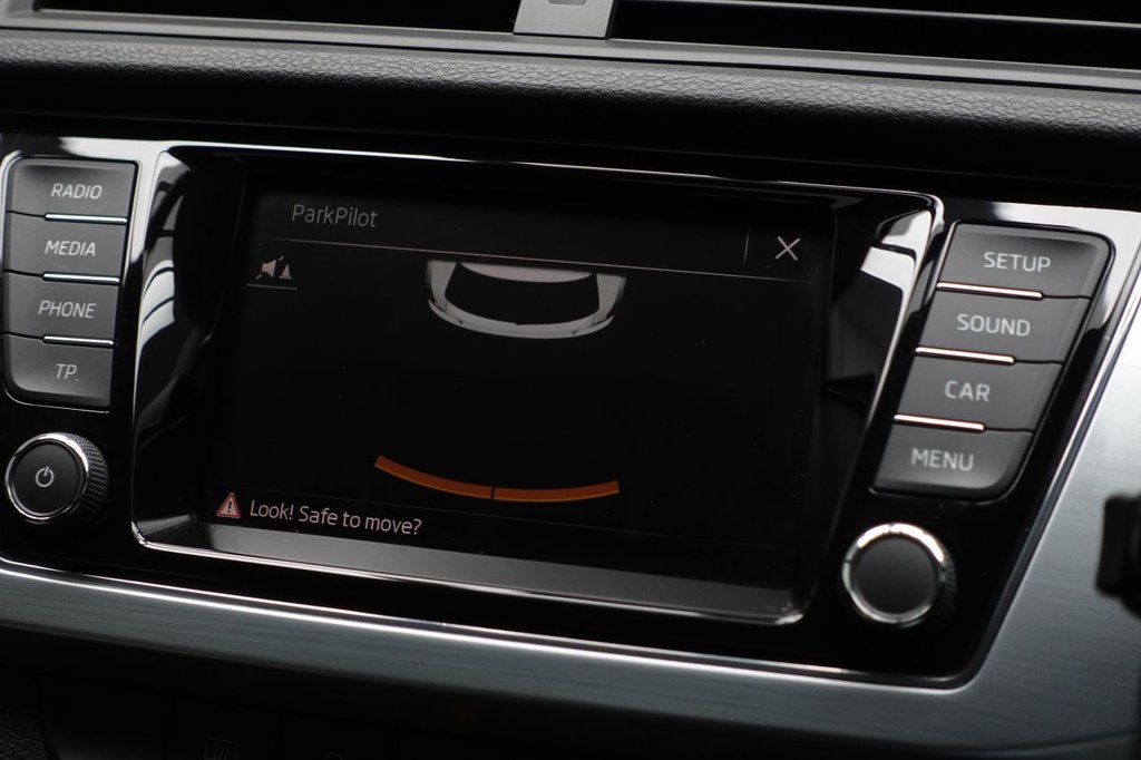 Used Skoda Fabia 2018 for sale - 76510128: Photo 33