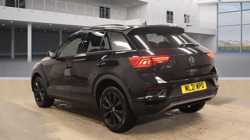 Used Volkswagen T-Roc 2021 for sale - 77122268: Photo 3
