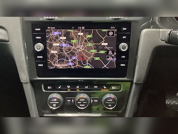 Used Volkswagen Golf 2019 for sale - 77821236: Photo