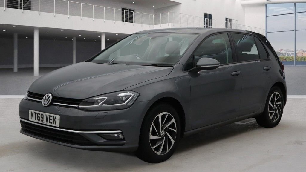 Used Volkswagen Golf 2019 for sale - 77821236: Photo 4